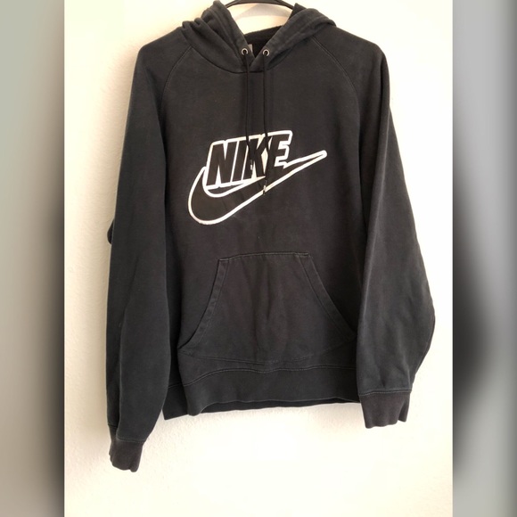 black vintage nike hoodie